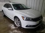 2017 VOLKSWAGEN  PASSAT