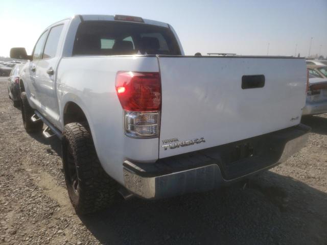 5TFDY5F15AX105472 Toyota Tundra Cre 2010. Фото: 2