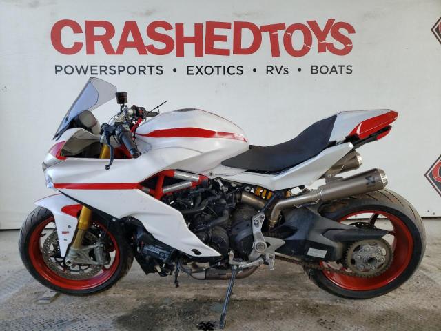 2017 DUCATI SUPERSPORT ZDMVABDS3HB000380