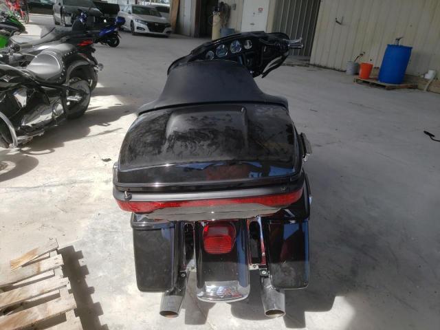 2019 HARLEY-DAVIDSON FLHTCU 1HD1FCC15KB616274