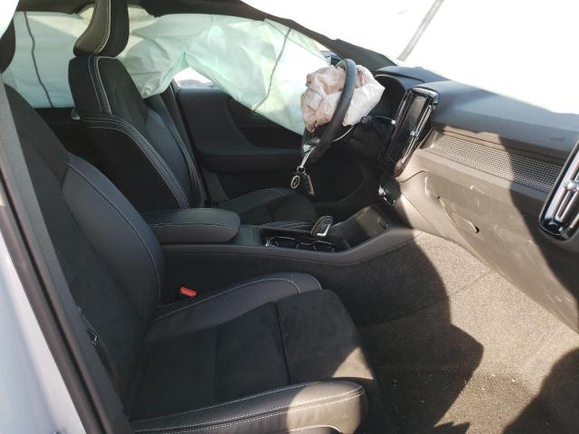 2021 VOLVO XC40 RECHA YV4ED3URXM2462383