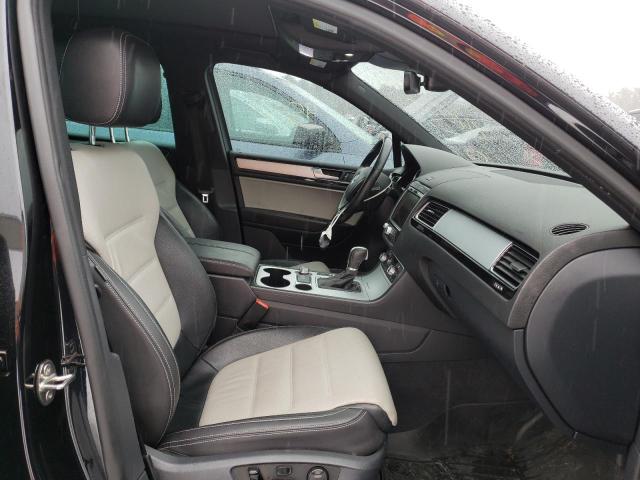 2017 VOLKSWAGEN TOUAREG WO WVGRF7BP8HD004984