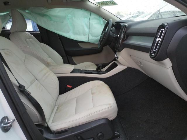 2022 VOLVO XC40 T5 MO YV4162UK1N2709510