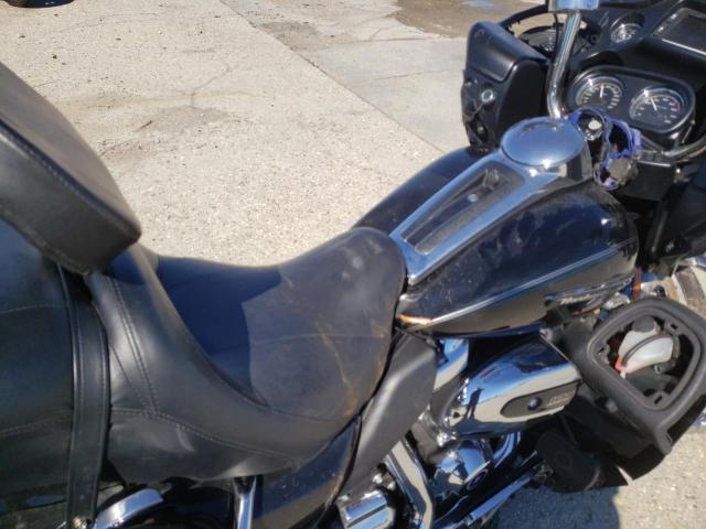 2017 HARLEY-DAVIDSON FLTRU 1HD1KGD16HB655370