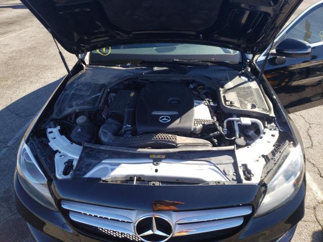 WDDWF4JB4JR407936 Mercedes-Benz C 300 2018. Фото: 6