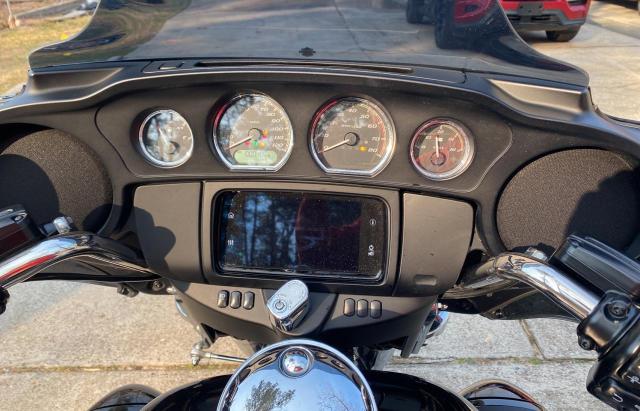 2019 HARLEY-DAVIDSON FLHTCUTG 1HD1MAF11KB853835