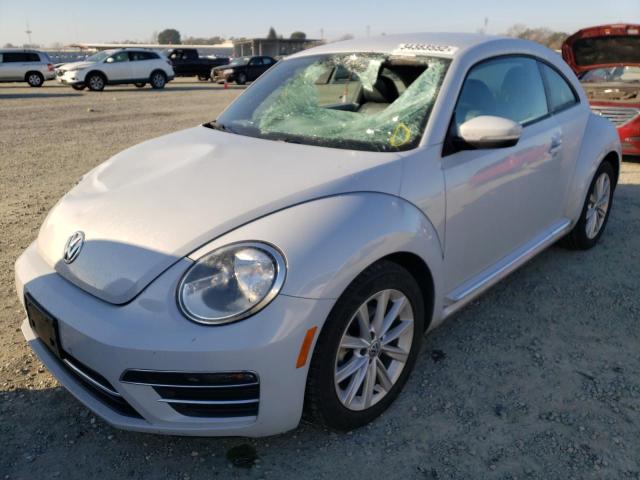 2017 VOLKSWAGEN BEETLE SE 3VWJ17AT9HM623576