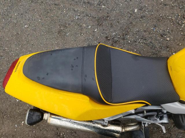 2000 HONDA VTR1000 F JH2SC3605YM200330