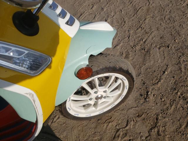 2021 VESPA PIAGGIO ZAPM818G9M5904518