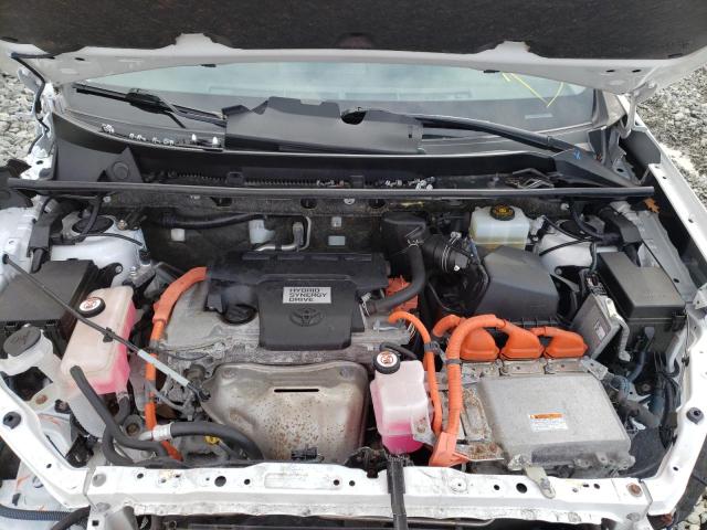 2017 TOYOTA RAV4 HV LE - JTMRJREV4HD084163