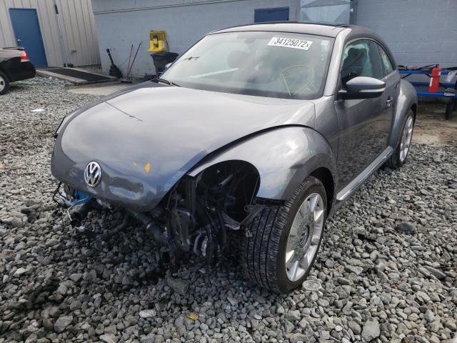 2019 VOLKSWAGEN BEETLE SE 3VWJD7AT2KM708659