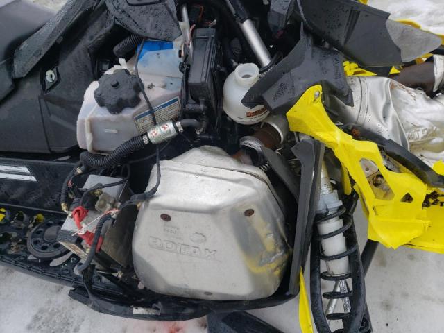 2016 SKI DOO MXZ 2BPSUEGAXGV000278