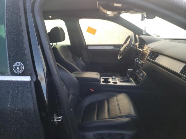 2017 VOLKSWAGEN TOUAREG WO WVGRF7BP5HD002139