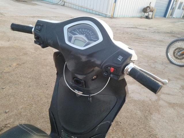 2018 VESPA MOTORCYCLE ZAPM898G3J7000176