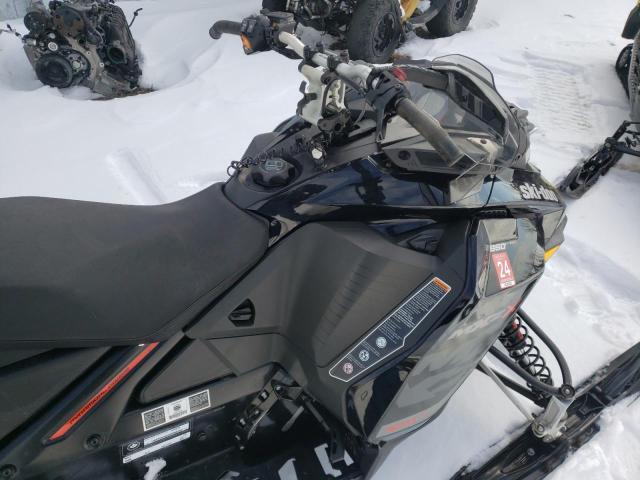 2017 SKI DOO MXZ REV 2BPSUUHA3HV000228