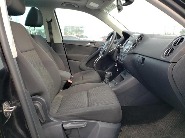 2016 VOLKSWAGEN TIGUAN COM WVGJV7AXXGW590947