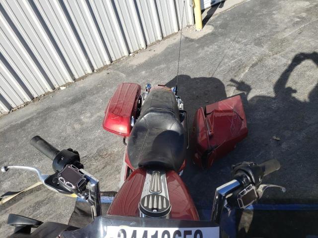 2019 HARLEY-DAVIDSON FLHX 1HD1KBC16KB679227