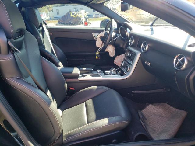 2016 MERCEDES-BENZ SLK 300 WDDPK3JA1GF123580