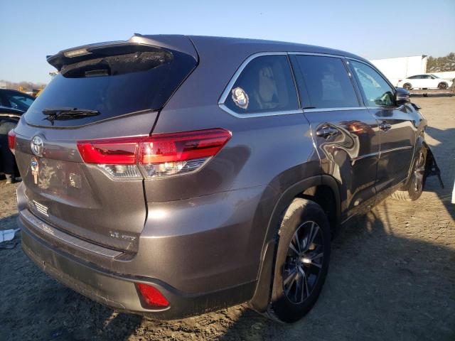 5TDBZRFH1JS894945 Toyota Highlander 2018. Фото: 3