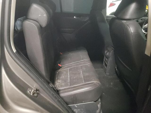 2011 VOLKSWAGEN TIGUAN S - WVGBV7AX8BW543431