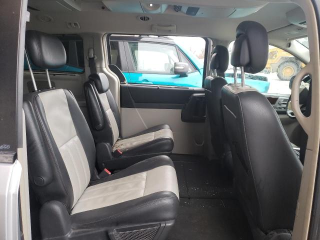 2010 CHRYSLER TOWN & COU - 2A4RR8DX7AR387408