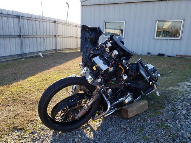 2010 HARLEY-DAVIDSON FLHX 1HD1KB41XAB659866
