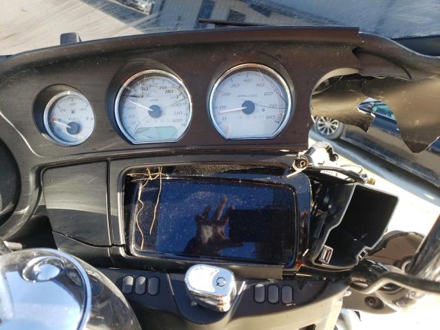 2019 HARLEY-DAVIDSON FLHX 1HD1KBC30KB653417