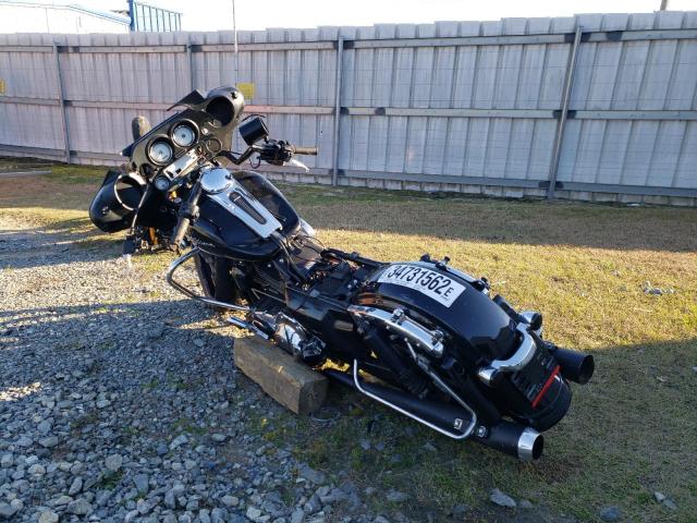 2010 HARLEY-DAVIDSON FLHX 1HD1KB41XAB659866