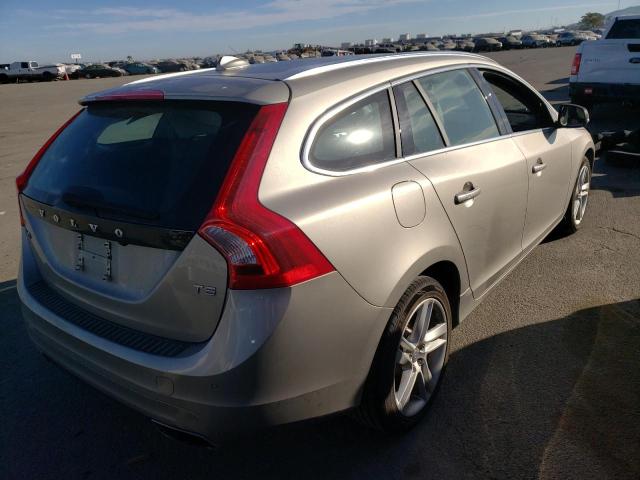 2015 VOLVO V60 PREMIE YV140MEK5F1266288