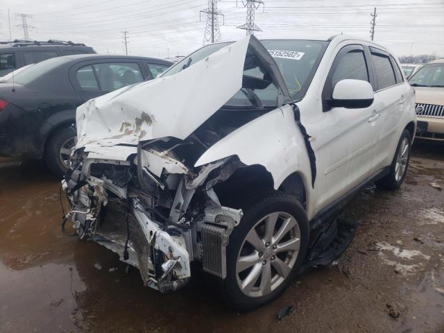 4A4AP4AU7FE053193 Mitsubishi Outlander 2015. Фото: 1