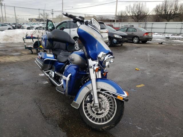 Salvage motorcycles for sale at Moraine, OH auction: 2009 Harley-Davidson Flhtcu