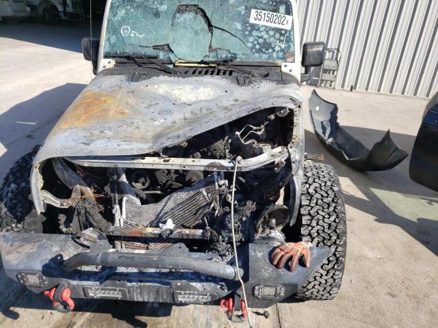 2017 JEEP WRANGLER U - 1C4BJWDG8HL656196