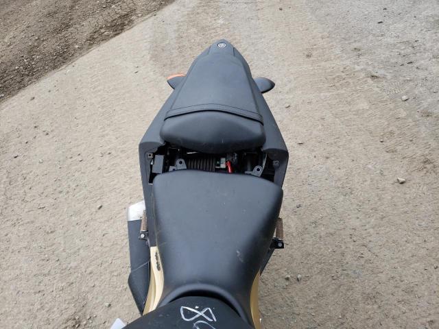 2019 YAMAHA YZFR3 A MH3RH18Y8KK001423