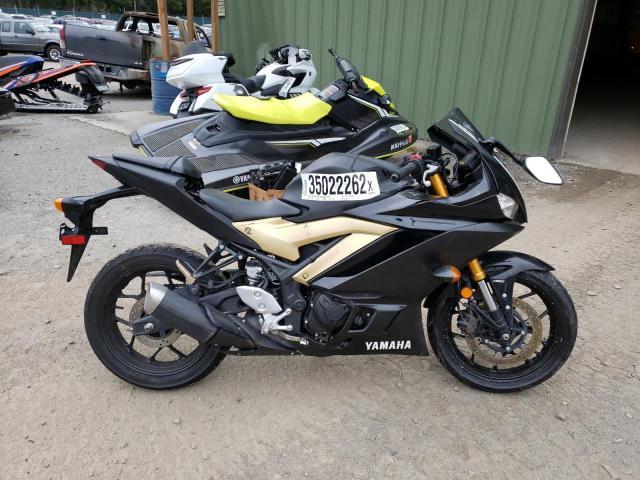 2019 YAMAHA YZFR3 A MH3RH18Y8KK001423