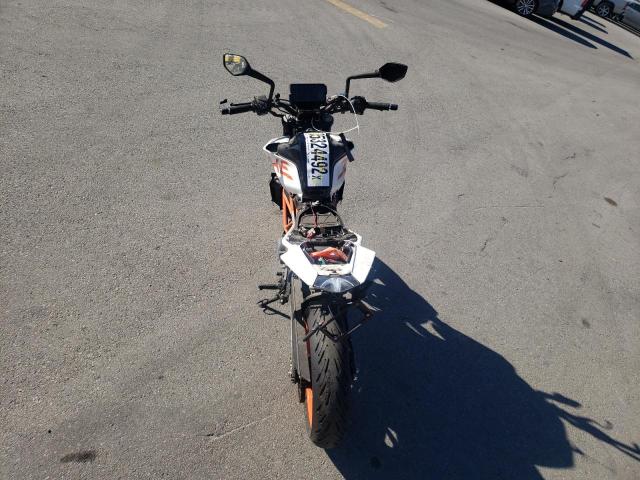 2019 KTM 390 DUKE MD2JPJ401KC223630