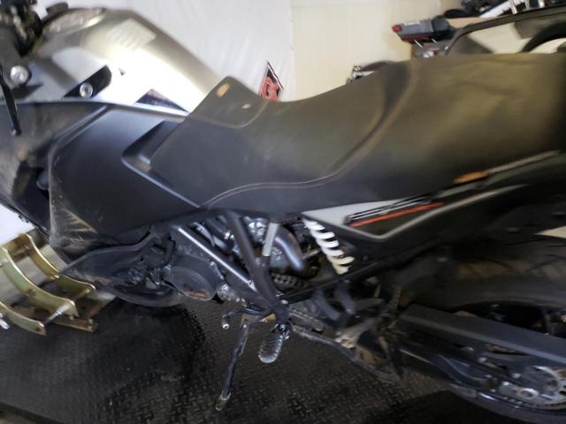 2019 KTM 1290 SUPER VBKV7940XKM915772