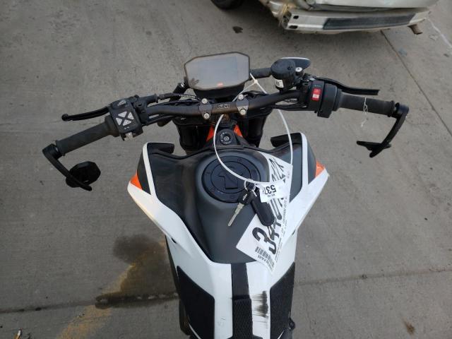 2021 KTM 890 DUKE R VBKTU9400MM806059