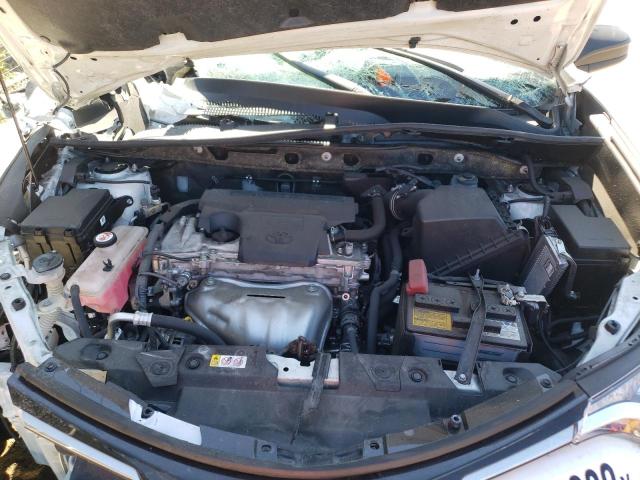 2018 TOYOTA RAV4 LE JTMZFREV3JJ210232