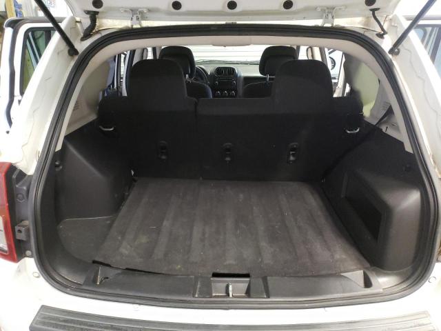 Фото: 1C4NJCBA8CD622899 - 9