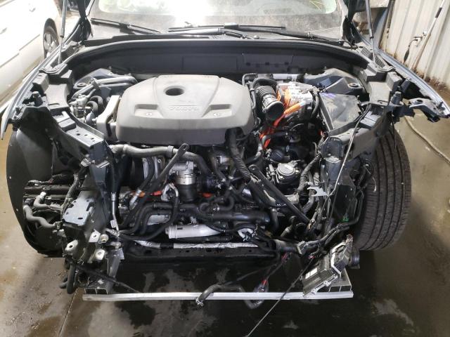 2022 VOLVO XC60 T8 RE YV4BR0DL5N1914990
