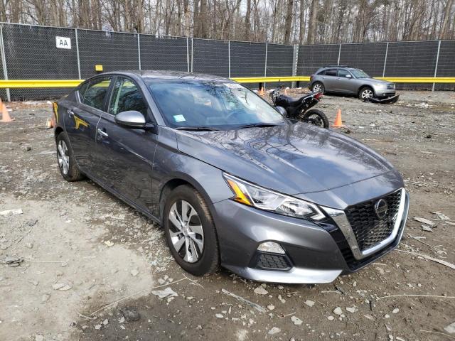 Salvage cars for sale from Copart Waldorf, MD: 2020 Nissan Altima S