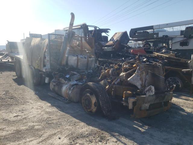 Salvage Trucks with No Bids Yet For Sale at auction: 2007 Freightliner Convention