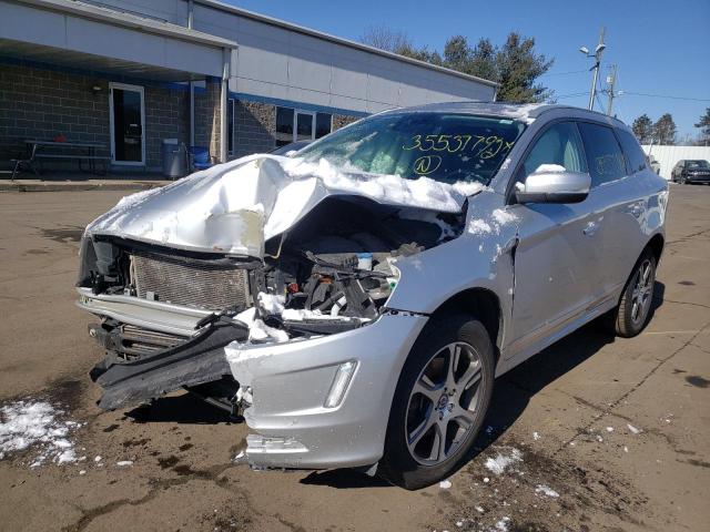 2015 VOLVO XC60 T6 PR YV4902RK1F2742649
