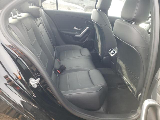 2019 MERCEDES-BENZ A 220 4MAT WDD3G4FB4KW020041