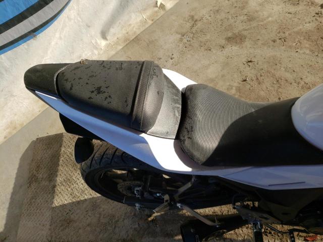 2018 SUZUKI GSX250R LC6DN11A1J1102236