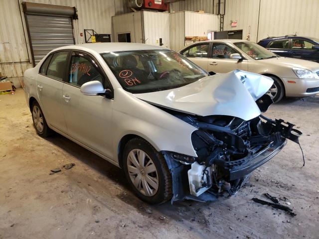 Salvage cars for sale from Copart Lyman, ME: 2008 Volkswagen Jetta S