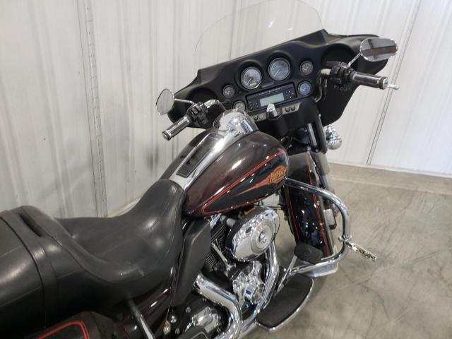 2011 HARLEY-DAVIDSON FLHTC 1HD1FF417BB638017