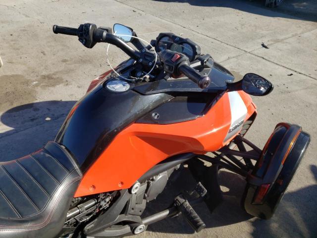 2015 CAN-AM SPYDER ROA 2BXRDCD22FV001889