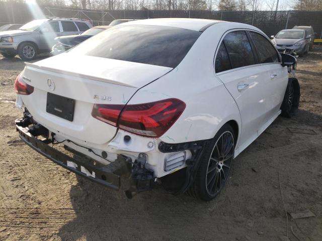 2020 MERCEDES-BENZ A 35 AMG W1K3G5BBXLJ215250