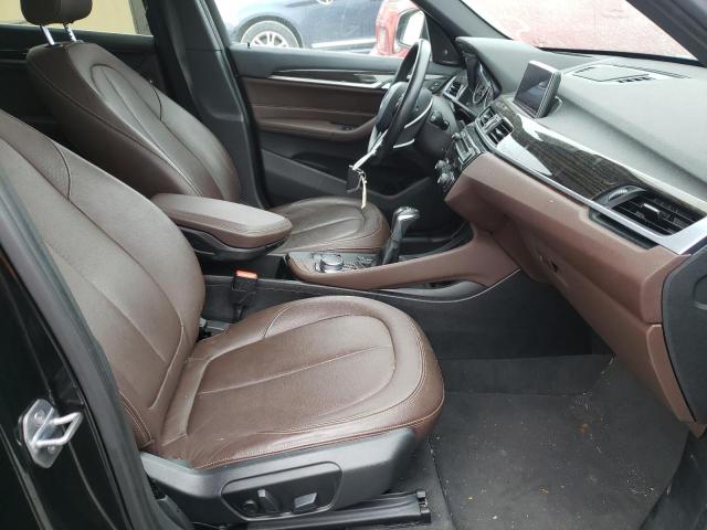 2017 BMW X1 WBXHT3C36H5F75788